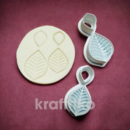 Vykrajovátko na náušnice - lístky (Velikost 5,5 cm)