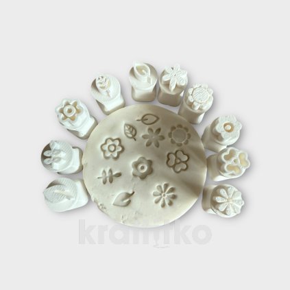 Sada 10 ks razítek - kytičky a lístečky (Velikost 1 cm)