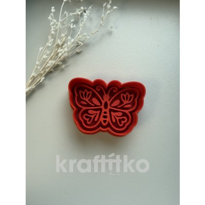 Motýlek folklórní č.1