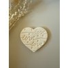 Srdíčkový váleček č.3 s nápisem LOVE (50mm x 40mm)
