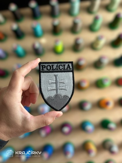 Slovenský znak s nápisom POLÍCIA - šedé - 9,5x6,5 cm