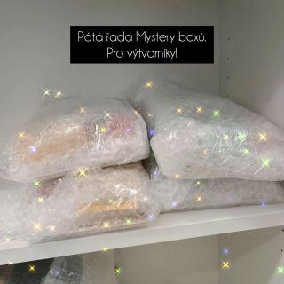 Mystery boxy vás baví 🥰 Výtvarný zmizel bleskem, proto jsem připravila další řadu, s pořadovým číslem 5. Je fakt vymazlená...
