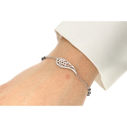 Náramky na ruce 18112025 30