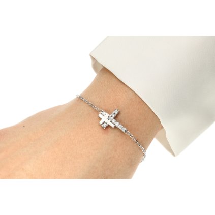 Náramky na ruce 18112025 25