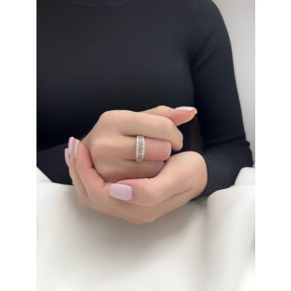 Stříbrný prsten s řeckým vzorem