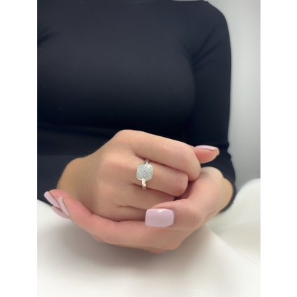 Stříbrný prsten kostka s čtyřlístkem