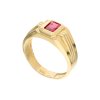 Zlatý pánský prsten s červeným zdobením