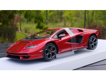 LAMBORGHINI Countach LPI 800-4 Dark red