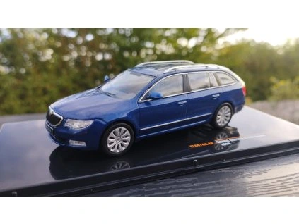 ŠKODA Superb II Combi 2008 Blue