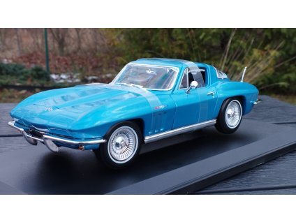 CHEVROLET Corvette 1965 Light Blue