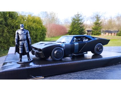 BATMOBILE Batman 2022 + Figurka Batmana
