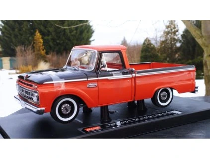 FORD F100 Custom Cab Pickup 1965 Red