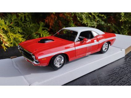 DODGE Challenger R/T Coupe 1970 RED
