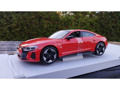 AUDI RS e-tron GT 2022 Red