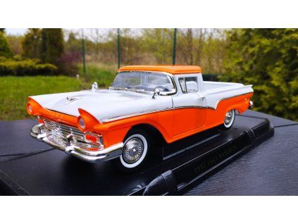 FORD Ranchero 1957 Orange/white