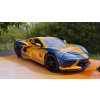 CHEVROLET Corvette Stingray 2020 s figurkou Wolverine 6