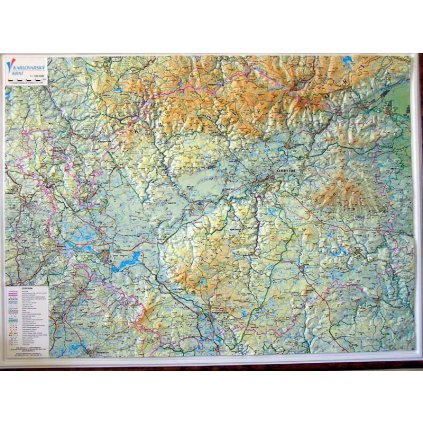 Karlovarský kraj - nástěnná plastická mapa (Provedení Pinhal tmavý natur, Varianta dřevěný rám)