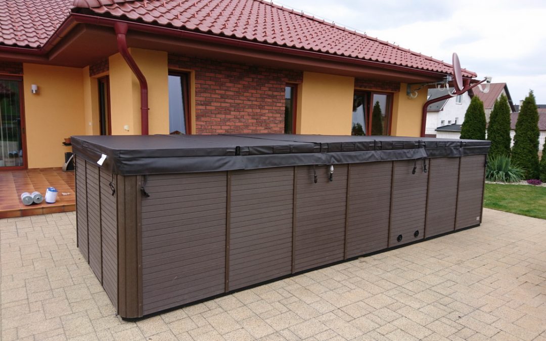 Plavecký bazén s protiprúdom a vírivkou HEKTOR XL, Valča