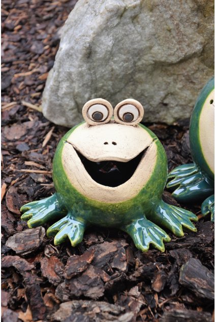 Keramická veselá žába - ruční práce