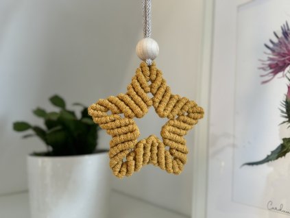 Macrame hvězdička - okrová