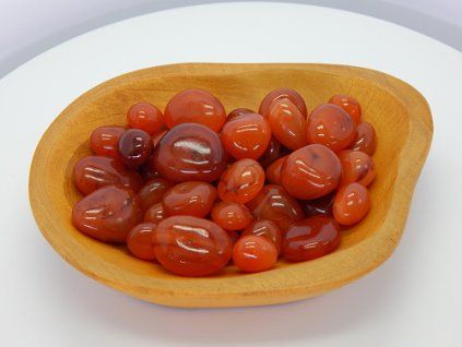 Karneol tromlovaný