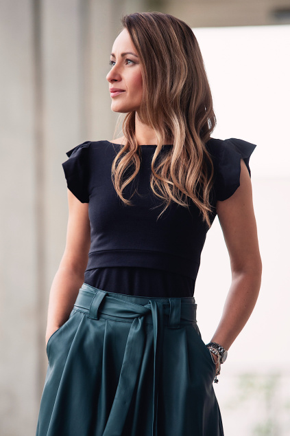 Adaptivní tričko Paola black - volánky