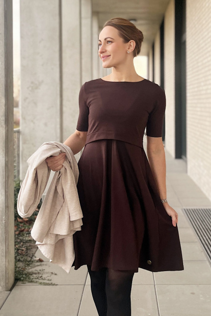 Adaptivní šaty Amalie CHOCOLATE s kapsami