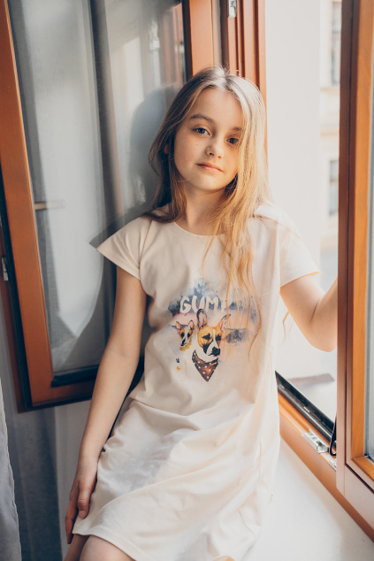 Dívčí košilka / šaty s prodlouženým zadním dílem pejsek Gump