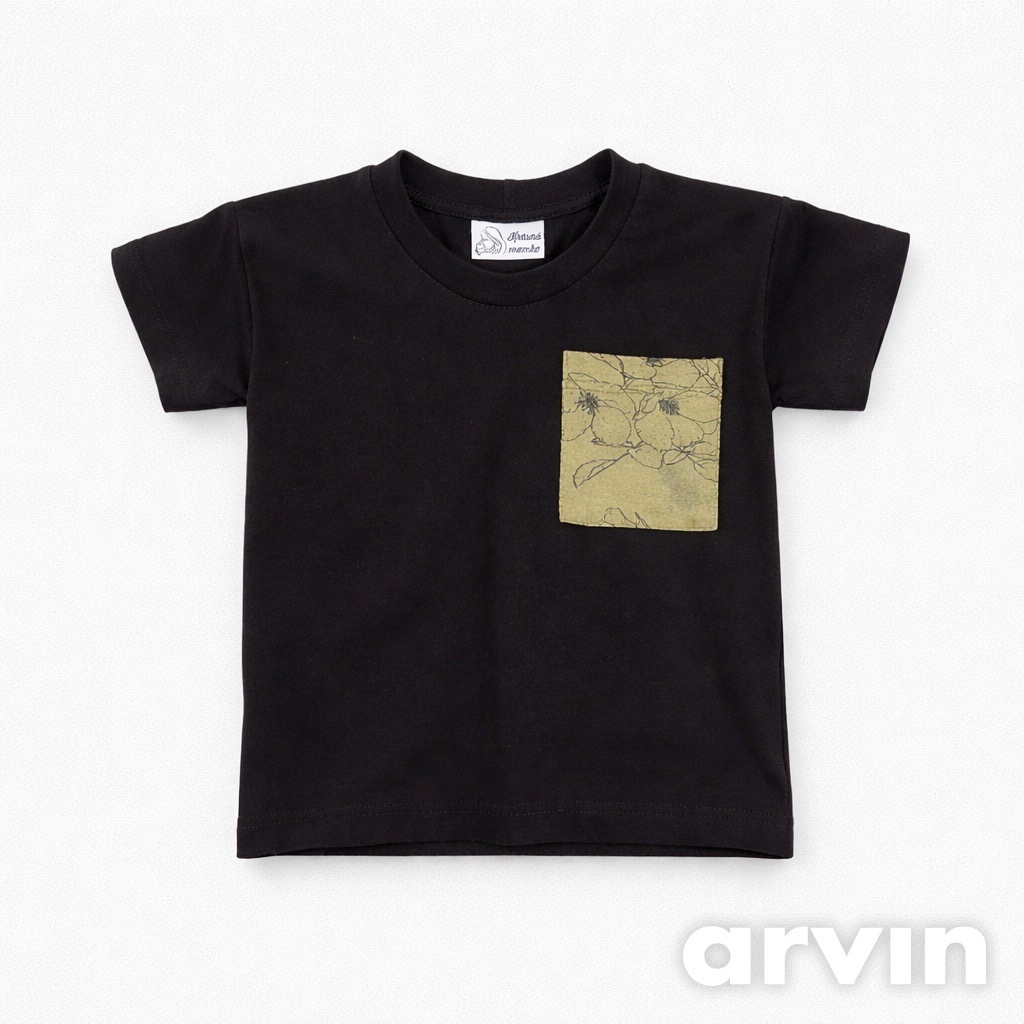 Krásná mamka Chlapecké tričko s kapsičkou khaki – Mini-Me Capsule