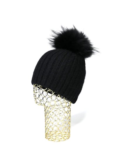 Čierna čiapka s brmbolcom (Veľkosť UNI)