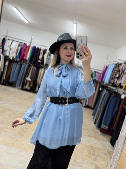 Modrá hodvábna predlžená blúzka Bow UNI