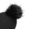 Čierna čiapka s brmbolcom (Veľkosť UNI)