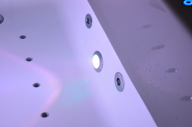 Jak vybrat hydromasážní vanu?