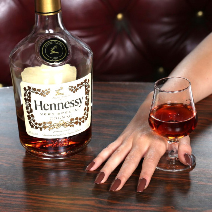 Jessica lak na nehty 1239 Me, U & Hennessy 15 ml