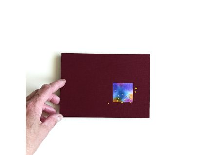 Bordó blok A6 nelinkovaný, design Krásný deník.