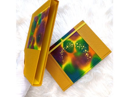 deník žlutá pouzdro1