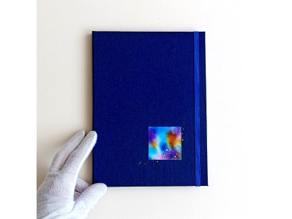 Modrý blok A5 nelinkovaný, design Krásný deník.