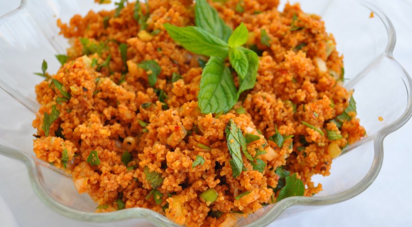 Kısır - jednoduchý salát z bulguru