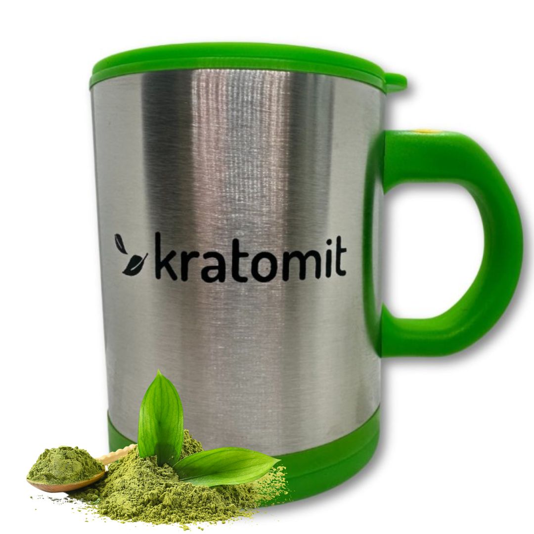 Samomíchací hrnek na prášek
