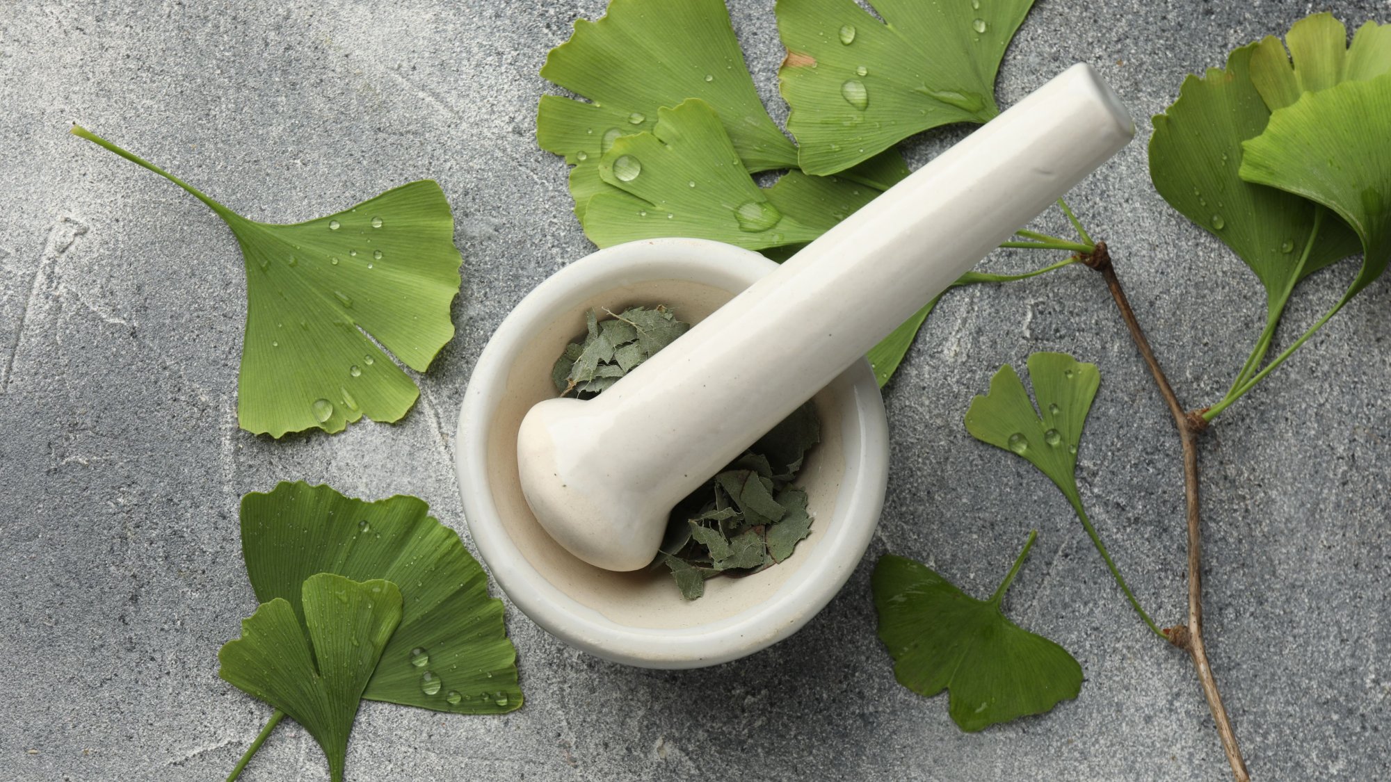 Hong Thai herbal inhaler ingredients safety: What's really inside?