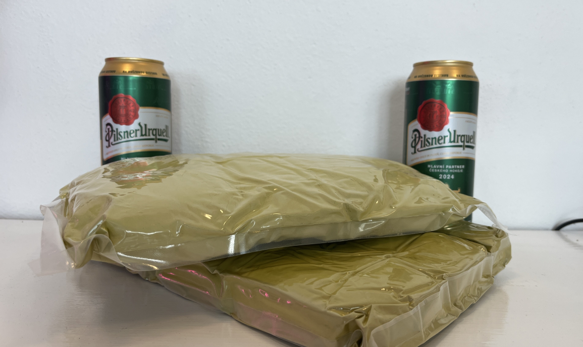 Kratom a alkohol - účinky a rizika míchání