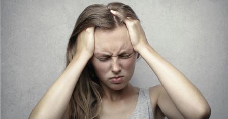 Bolest hlavy – 8 tipů, jak se zbavit migrény přírodní cestou