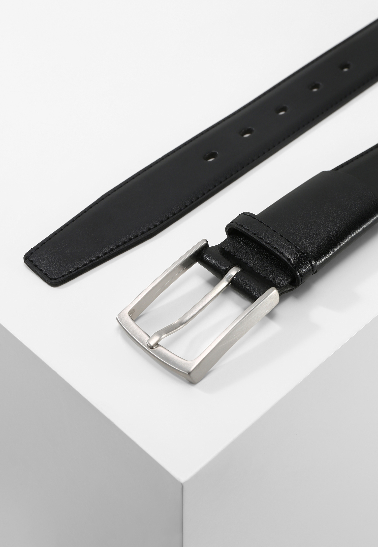 LLOYD-Belts_NOS_5_0932_3