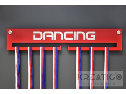 01 Dancing