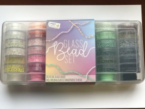 Glass bead