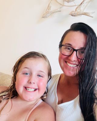 Zase my Máme za sebou další měsíc, další cestování, další tvoření a tentokrát i několik kurzů v našem ateliéru o...