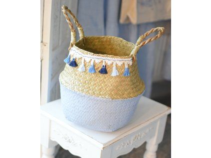 Boho košík - se střapečky
