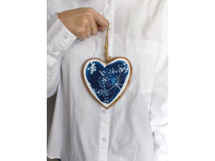 Srdce závěs dřevo kyanotypie 12 cm