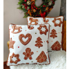 Vánoční polštář s motivem perníčků 45cm