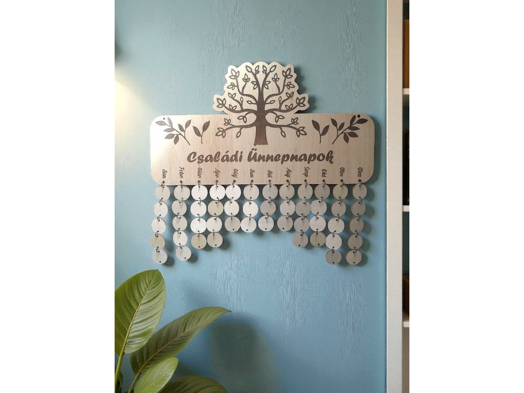 CSALÁDI ÜNNEPNAPOK TÁBLA